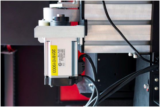 नालीदार बॉक्स वाणिज्यिक इंकजेट प्रिंटर के लिए मल्टी पास डिजिटल प्रिंटिंग मशीन